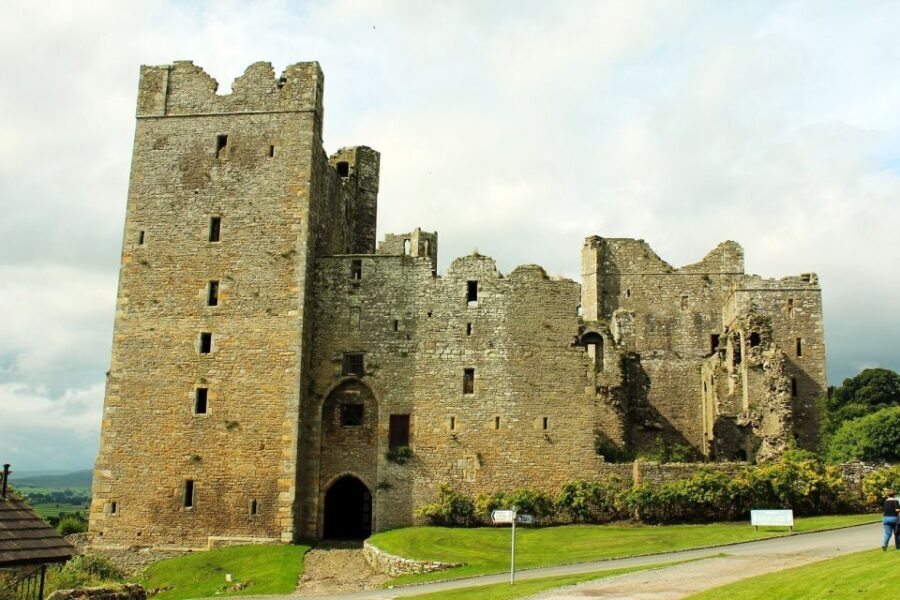 From York: Full-Day Yorkshire Dales Tour - Who Should Consider This Tour?
