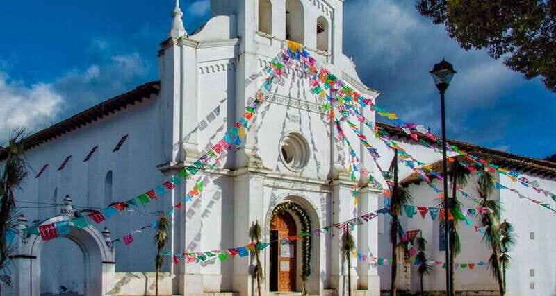 FromSan Cristobal:Zinacantán andSanJuanChamula ENGLISH GUIDE - A Deep Dive Into the Experience