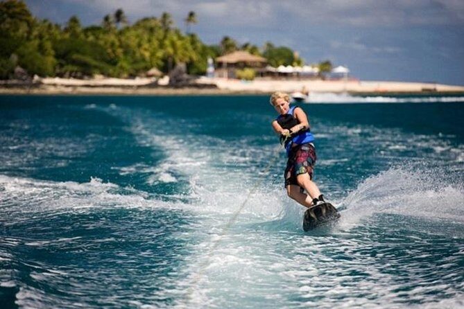 Full Day Castaway Island with Lunch - A Closer Look at the Experience