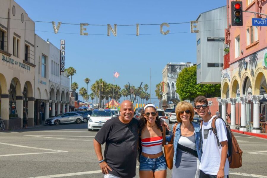 Full-Day City Tour of LA, Hollywood, Beverly Hills & Beaches - Transportation and Logistics