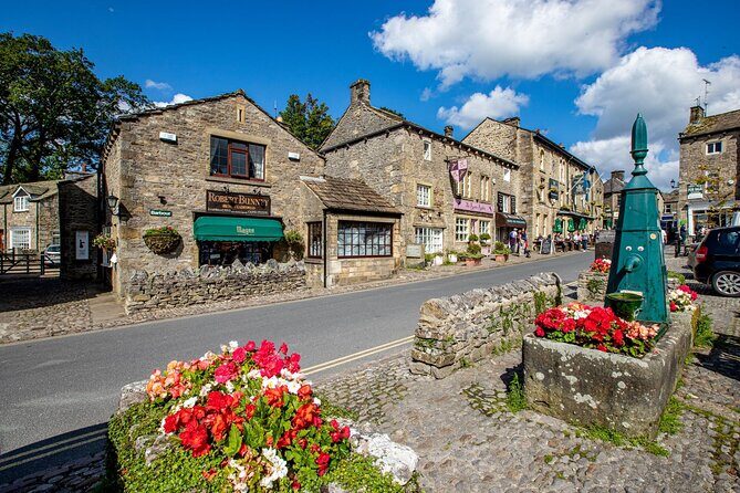 Full-Day Discovering All Creatures Great and Small Tour of Yorkshire - An In-Depth Look at the Yorkshire All Creatures Tour