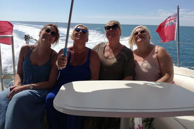 Full-Day Exclusive Boat Cruise with Drinks and Nibbles - The Experience from the Guides’ Perspective