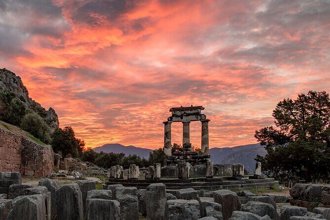 ''Full Day in Delphi - Monastery of Hosios Loukas - Livadia '' - Who Would Enjoy This Tour Most?
