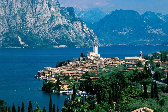 Full-Day Luxury Touch Lake Como Private Guided Tour - Drawbacks and Things to Consider