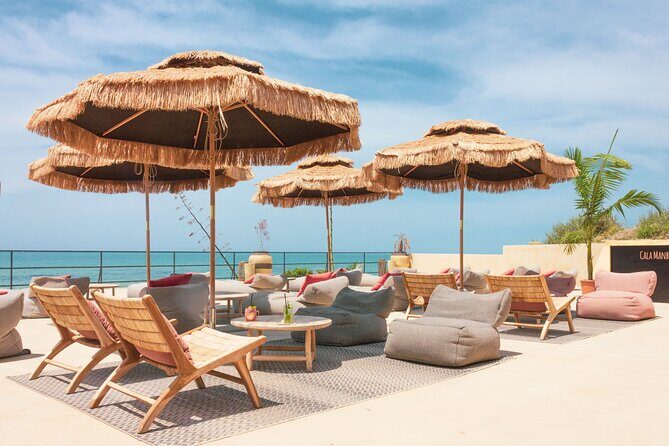 Full Day Pass to Cala Manbrù Beach Club - Summary