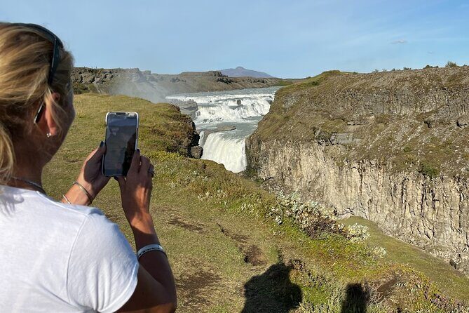Full Day Private Guided Tour in Golden Circle of Iceland - What Makes This Tour Stand Out?