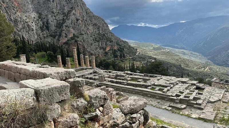 Full Day Private Tour Delphi Navel Of Earth Hosios Loukas - Who Will Love This Tour?