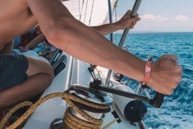 Full Day Sailing Boat Tour With Lunch in Catania - Who Should Consider This Tour?