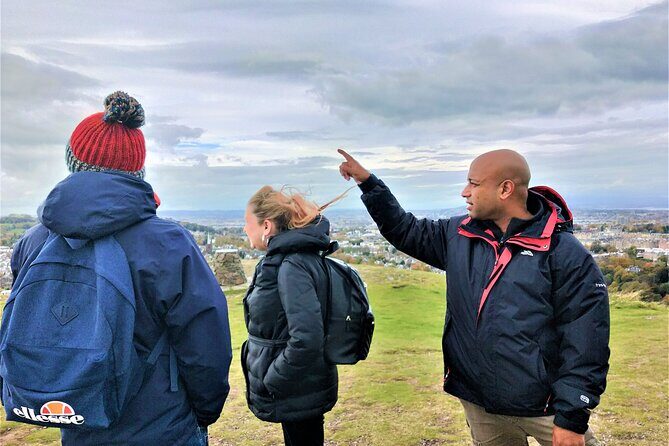 Full Day Tour of Edinburgh Including Lunch With A Local Expert - Transportation and Group Dynamics