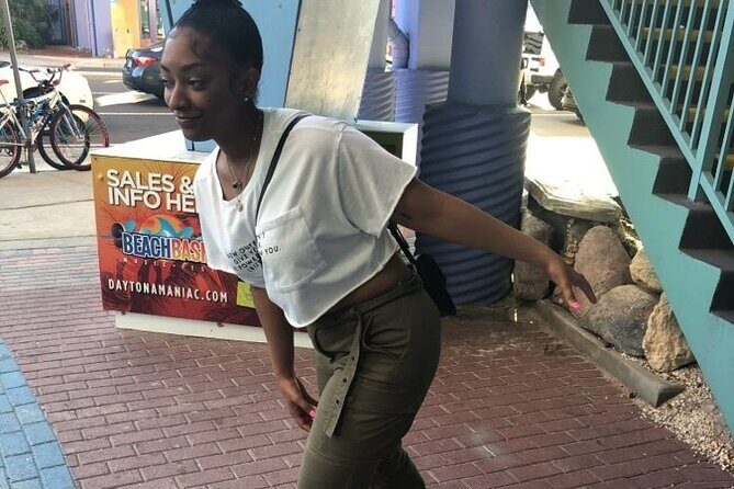 Fun City Scavenger Hunt in Milwaukee by Zombie Scavengers - What’s Included and What’s Not