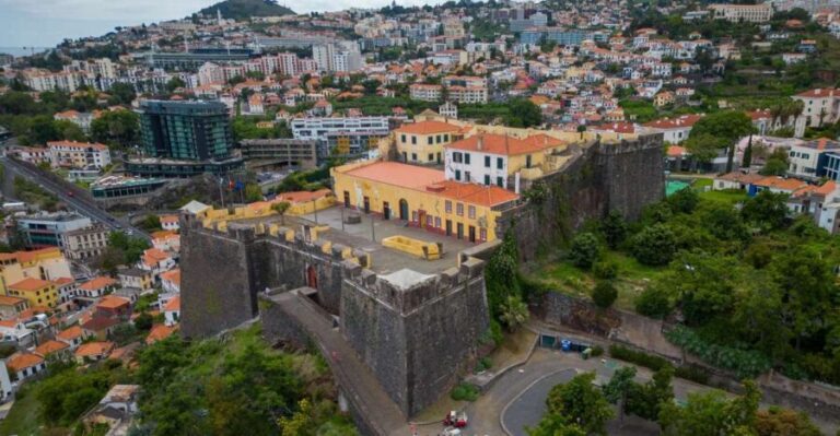 Funchal : 1 hour City Tour by Tuk-Tuk - Key Points
