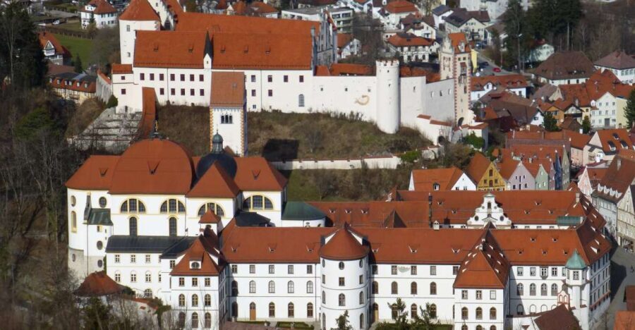 Füssen: Private Guided Walking Tour - What to Expect During the Tour