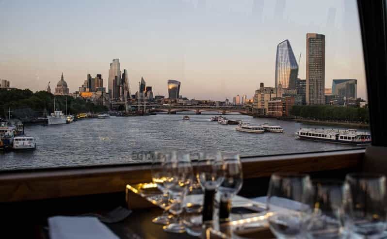 Gastronomic 6-course fine-dining dinner on Luxury London Bus - Practical Details & What to Expect
