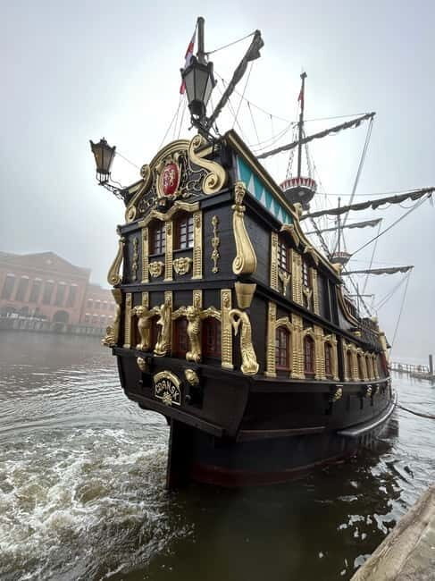 Gdansk: Guided Round-Trip Cruise to Westerplatte - Pricing & Value