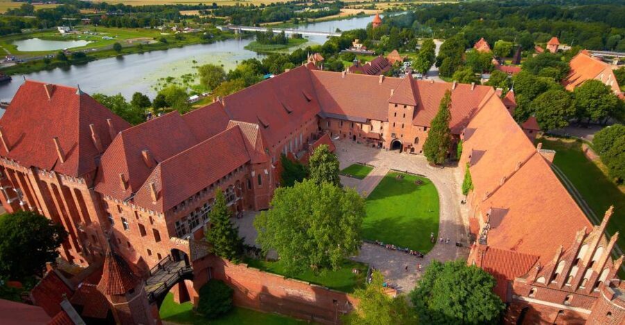 Gdansk: Malbork Castle Regular Tour - Why This Tour Stands Out