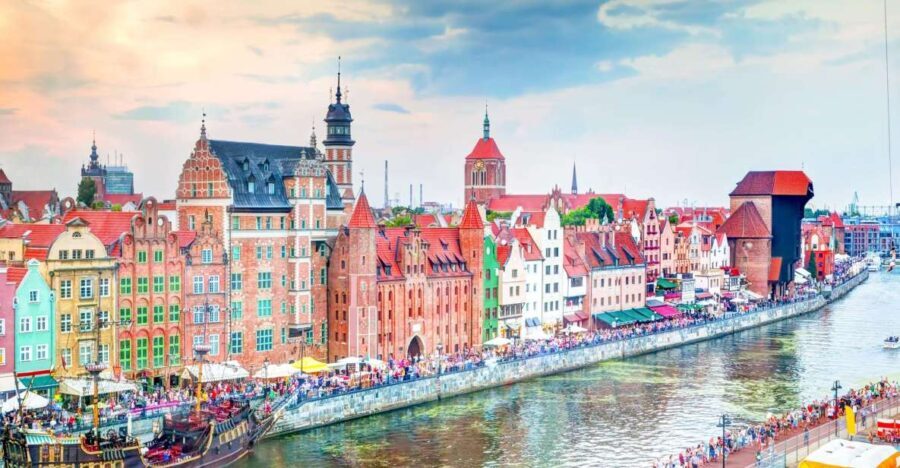 Gdansk Old Town 2-Hour Walking Tour - In-Depth Review of the Gdansk Old Town 2-Hour Walking Tour