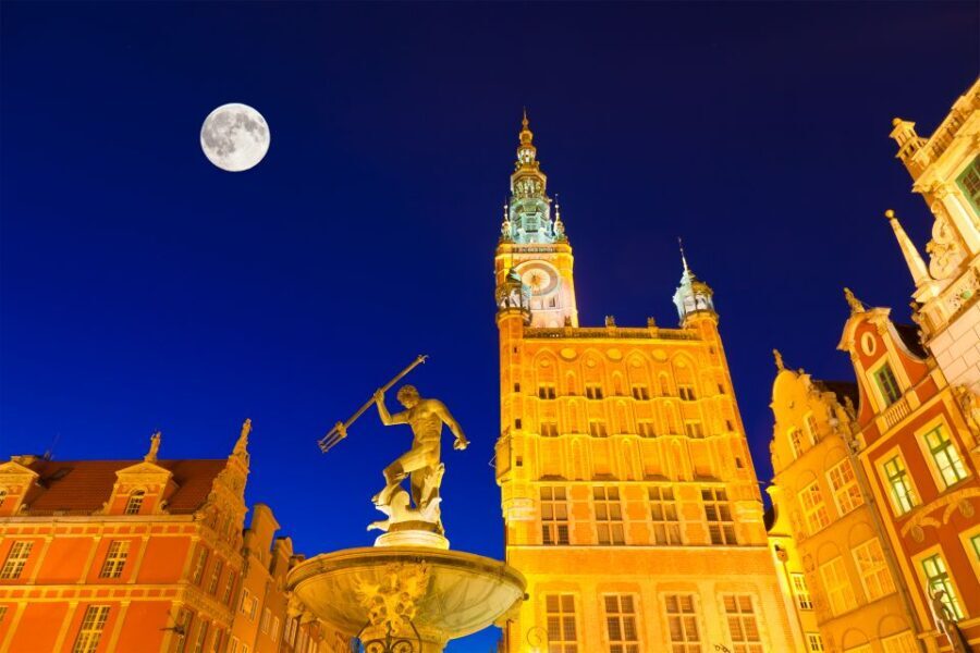 Gdansk: Small Group Walking Tour - Who Should Consider This Tour?