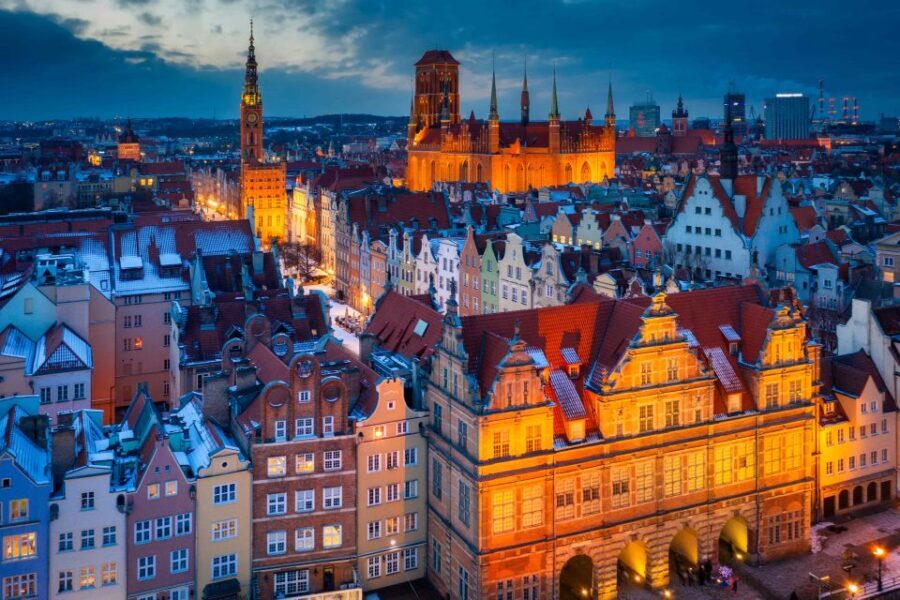 Gdask City Sights & History Guided Walking Tour in English - Guides: The Heart of the Tour