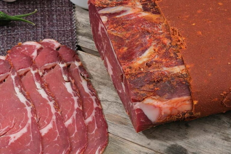Geneva: Food Group Walking Tour with Full Meal - The Tastings: A Closer Look