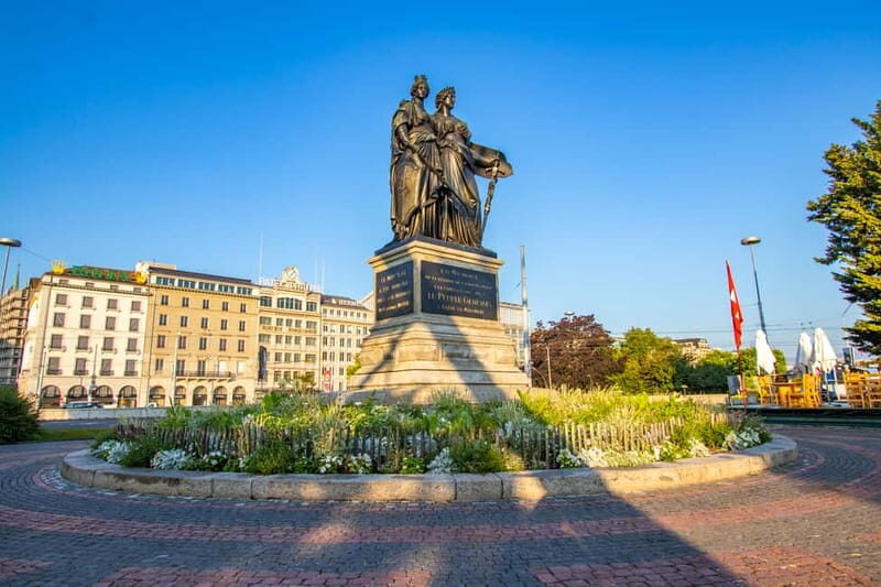 Geneva: Private Express Walk with a Local in 60 minutes - Insider Tips and Local Recommendations