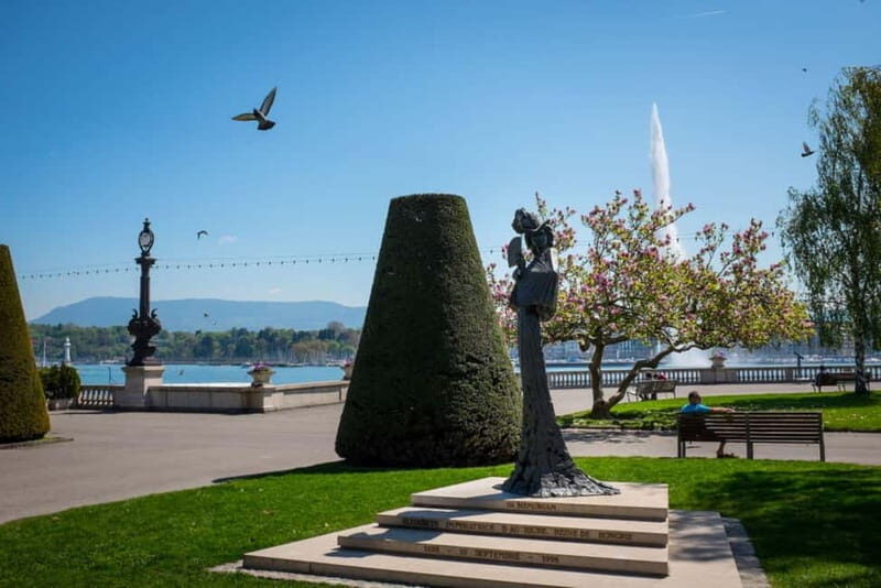 Geneva walk: Untold Stories of International Heritage & Food - Strolling through Historic Parks and Gardens