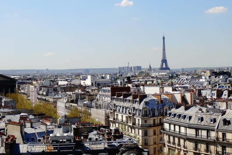 German private Walking Tour through Montmartre & Passages - A Deep Dive into the Tour Experience