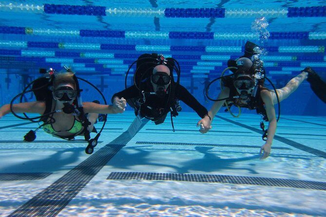 Get a taste of Scuba Diving in confined water - What Is This Experience All About?