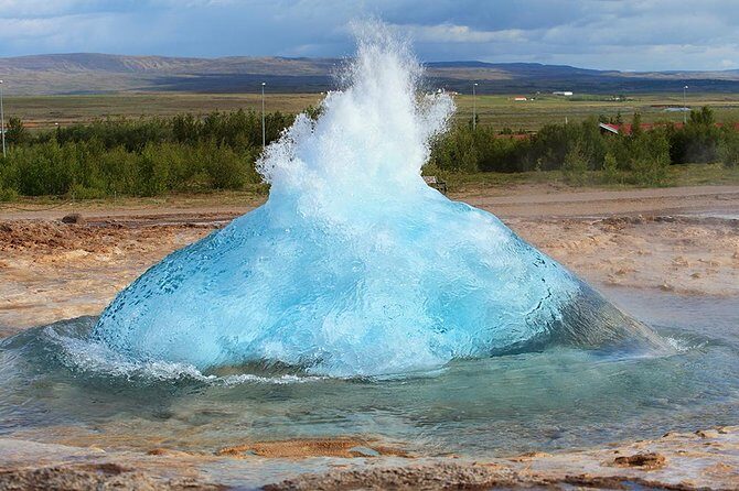 Geyser Waterfalls and Blue Lagoon Day Tour from Reykjavik - The Value of This Tour