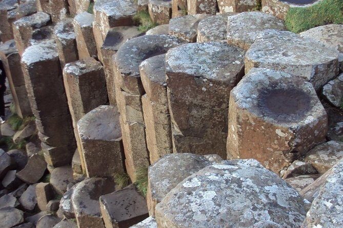 Giant's Causeway, Dark of Hedges & Belfast Day Tour From Dublin - Transportation and Comfort