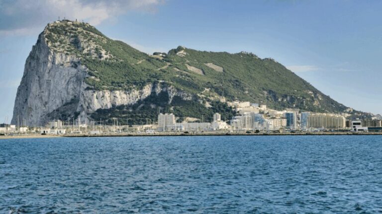 Gibraltar shopping: Desde Málaga y la Costa del Sol - Why Choose This Tour?