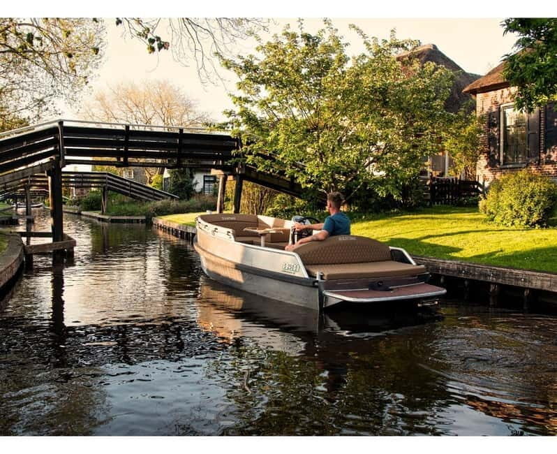 Giethoorn centre: Private tour with local tourguide - Final Thoughts: Why This Tour is a Great Choice