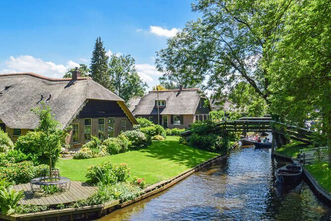 Giethoorn Private Tour with Cruise and Lunch from Amsterdam - In-Depth Review of the Tour Experience