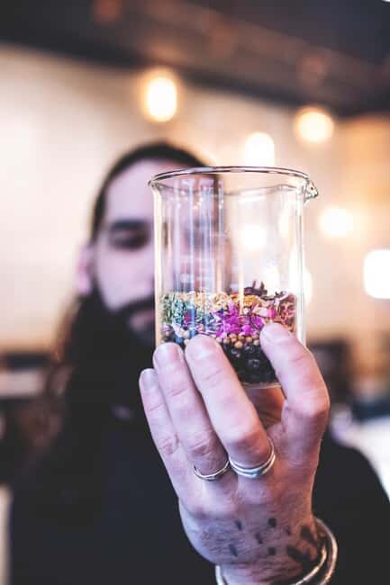 Gin distillation workshop in French - An In-Depth Look at the Gin Workshop