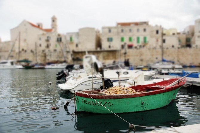 Giovinazzo tour: interesting combination of defence from the sea and beauty - A Closer Look at the Giovinazzo Tour