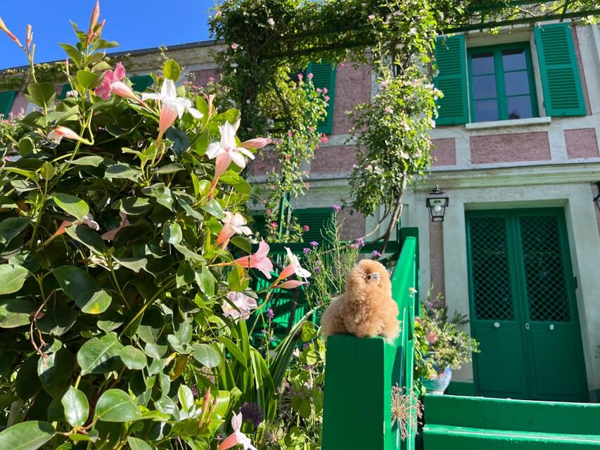 Giverny & Versailles Full-day Tour by Luxury Car - An In-Depth Look at the Tour Experience