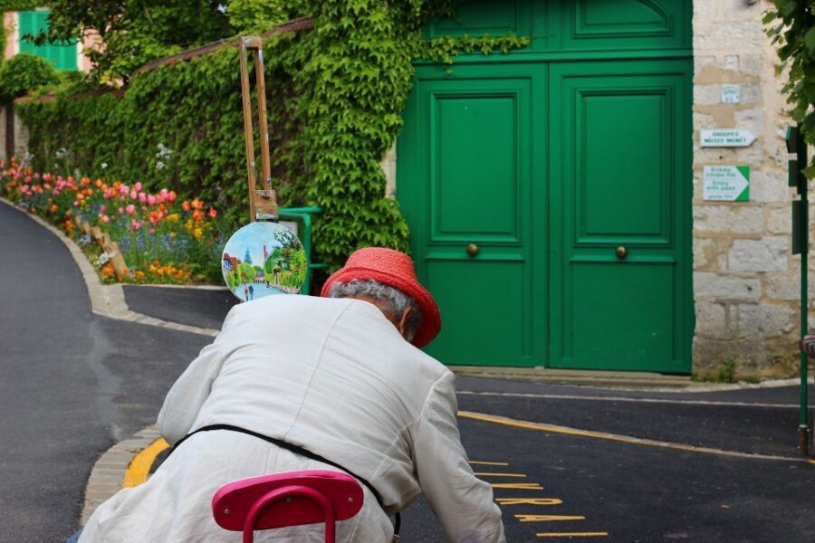 Giverny Village Walking Tour & Skip-the-Line to Monet Garden - Who Will Love This Tour?