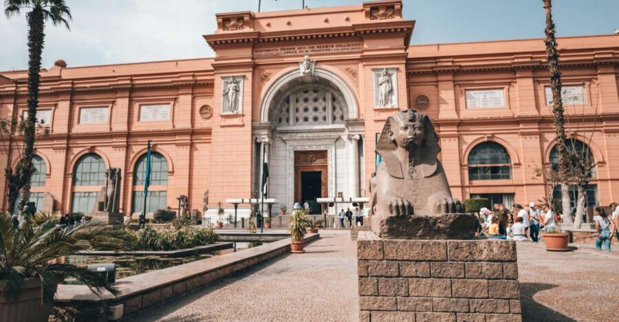 Giza: Egyptian Museum & Optional Khan el-Khalili Tour