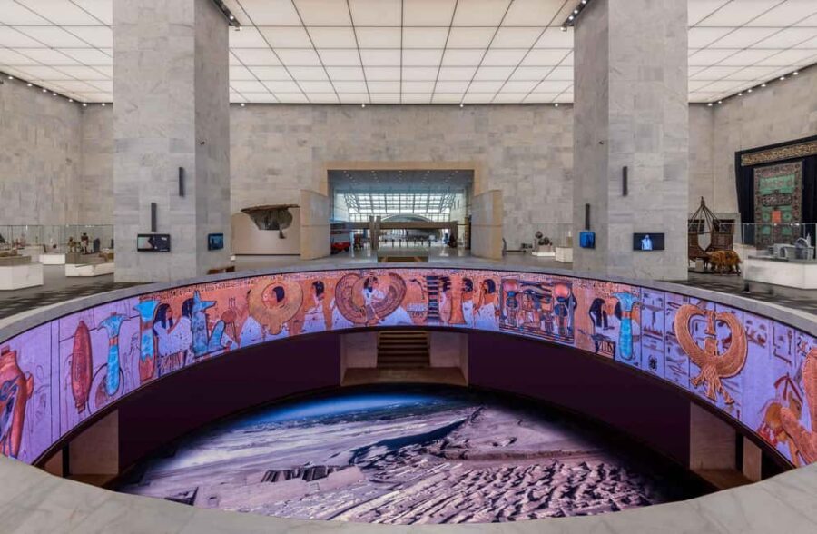 Giza: Pyramids, Museum of Civilization and Old Cairo, Bazaar - Practical Information and Tips