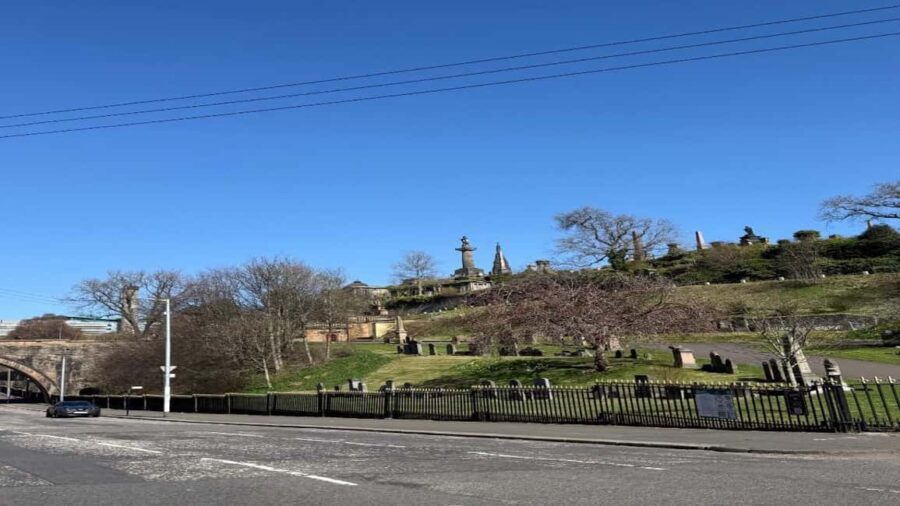 Glasgow Necropolis: Small Group Tour with Local Guide - Exploring the Site: What You’ll See and Learn