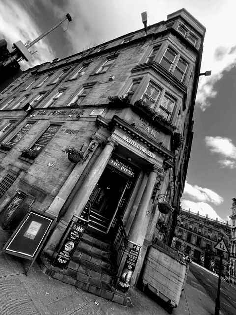 Glasgow: Scottish Rogue Whisky Pub Crawl - FAQ