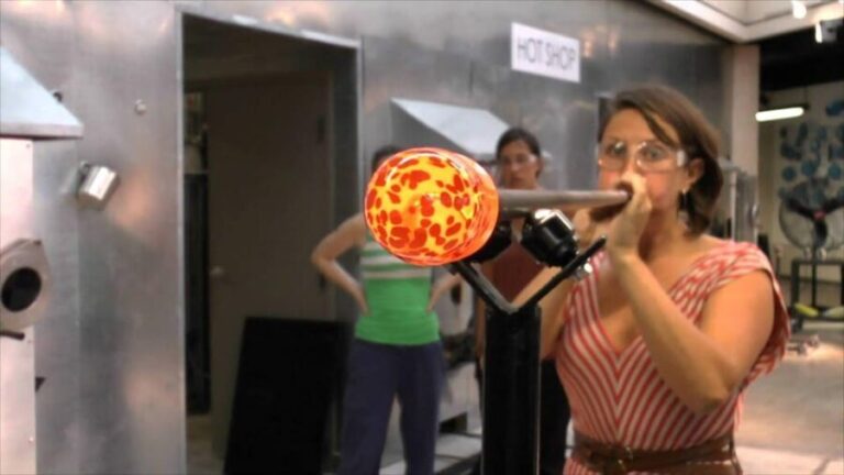Glass blowing in Prague - Who Should Consider This Experience?
