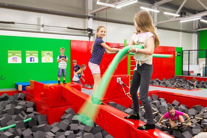 GOjump Kraków-Mateczny Trampoline Park - 1 hour ticket - The Sum Up