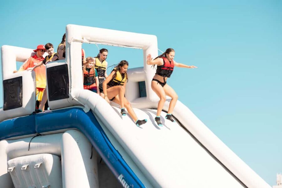 Gold Coast: GC Aqua Park Session in Broadwater Parklands - What You Can Expect