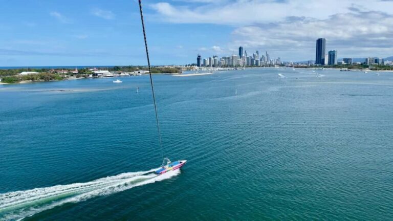 Gold Coast: Parasailing in Surfers Paradise with Free Photos - Why This Tour Offers Great Value