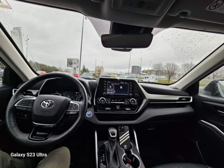 Golden Circle : Private Day Tour - An In-Depth Look at the Golden Circle Private Tour