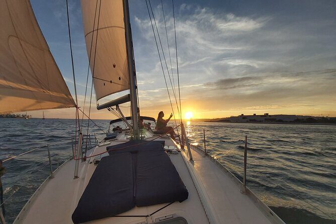 Golden Hour Boat Tour - Sailing by the Monuments with Wine - Final Thoughts