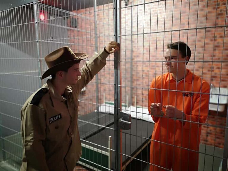 Göppingen: Live Escape Room - Who Will Love This Experience?