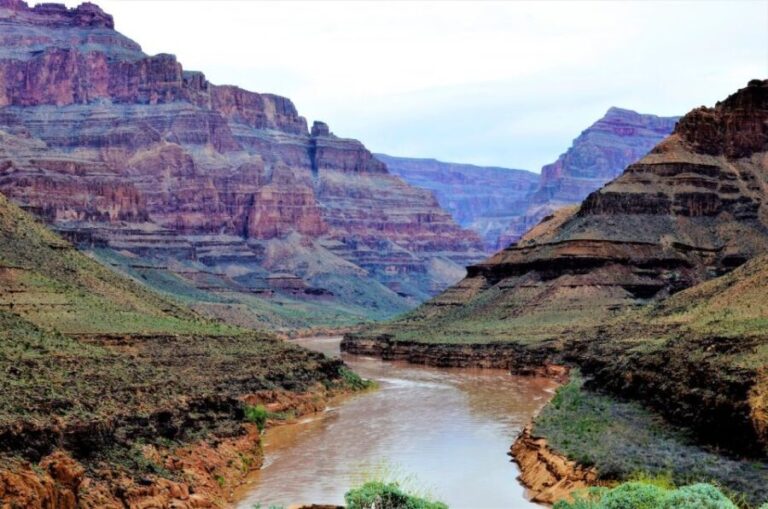 Grand Canyon Helicopter Tour with Black Canyon Rafting - The Allure of the Grand Canyon Helicopter and Rafting Tour