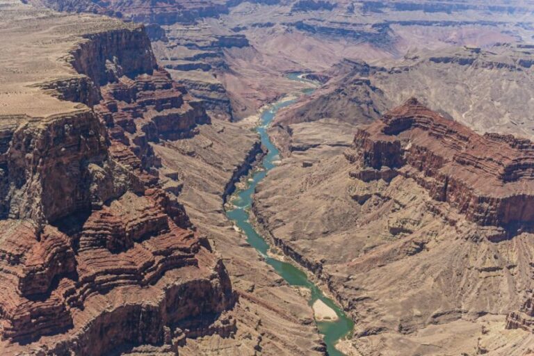 Grand Canyon Village: Grand Canyon South Rim Airplane Tour - An Authentic Look at the Grand Canyon Airplane Tour