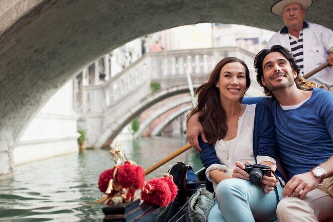 Grand Tour: Basilica, Doge's Palace, Murano & Burano + Gondola - Who Will Appreciate This Tour?